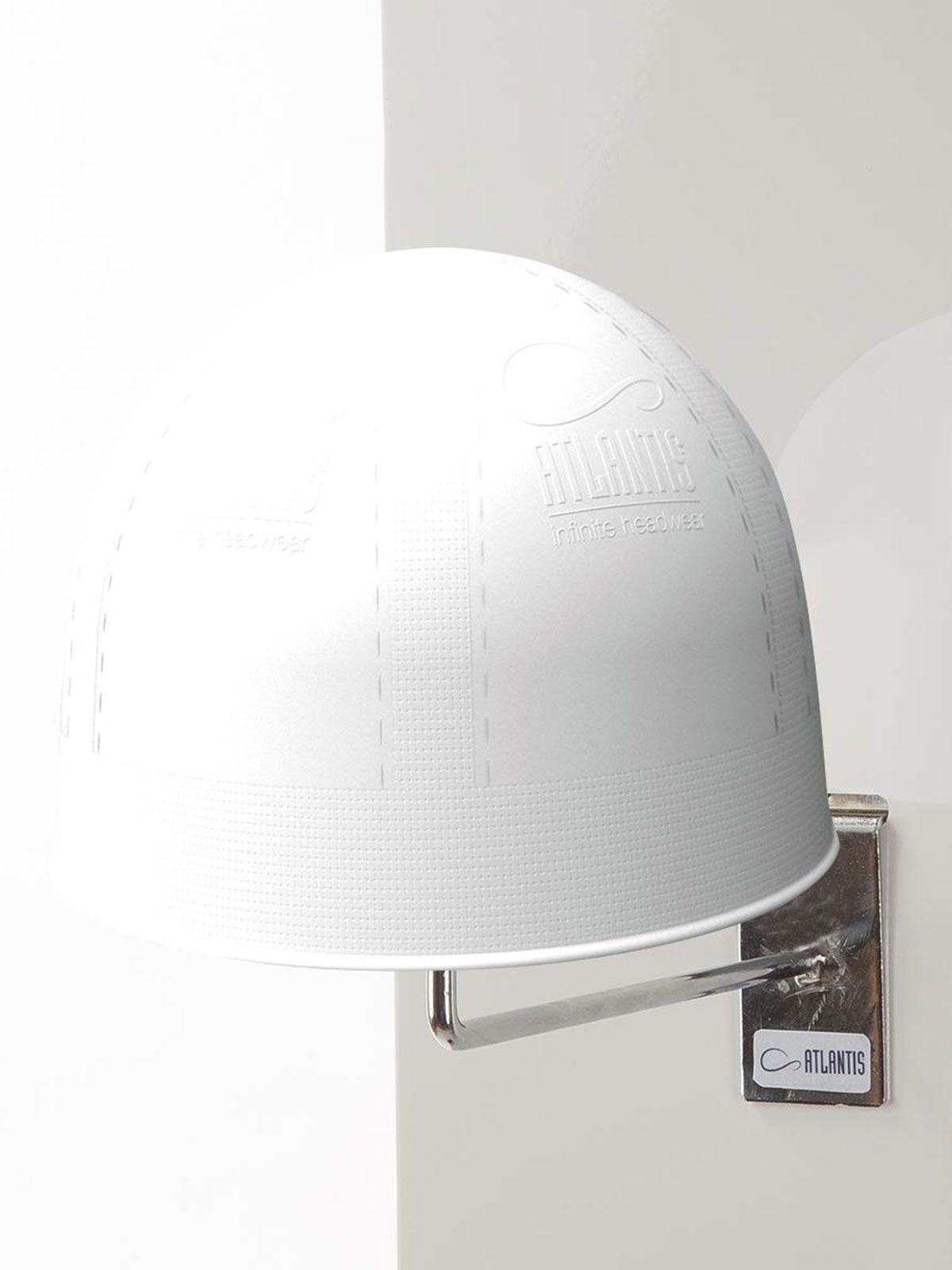 Atlantis adult plastic display