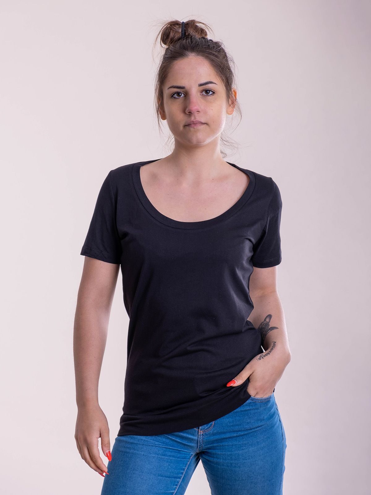 T-shirt donna scollo rotondo