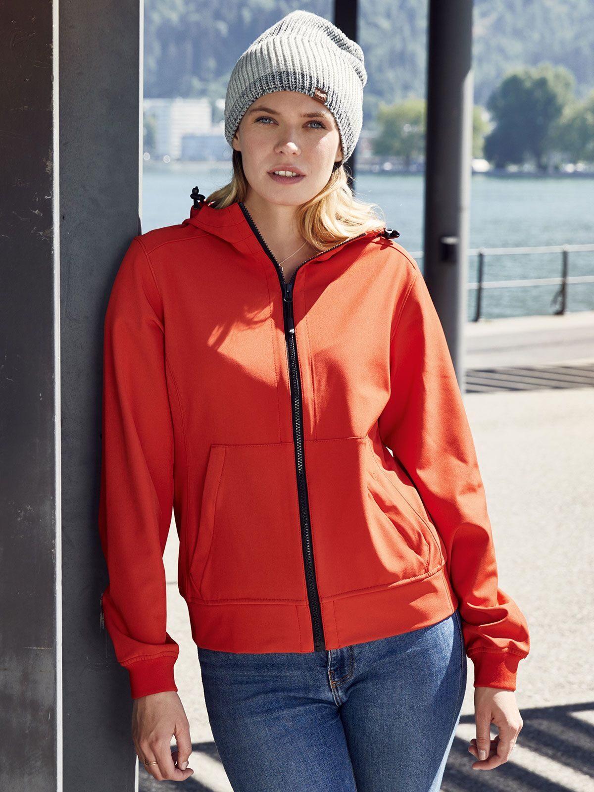Ladies' Hooded Softshell Jacket