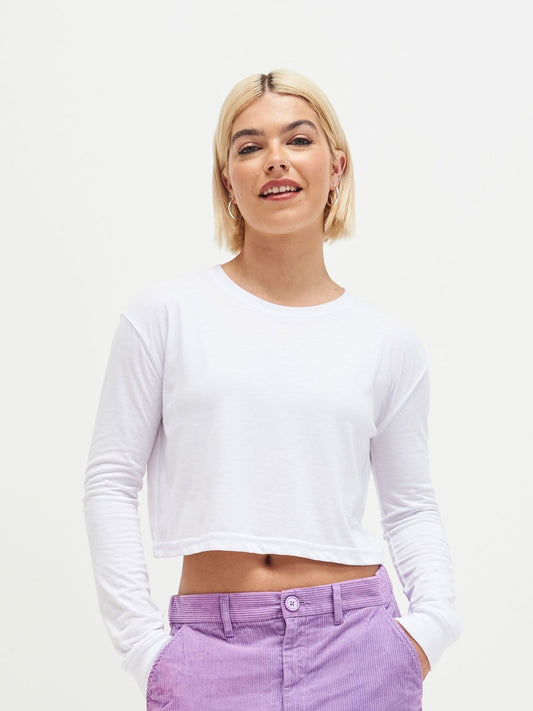 Womenâs Long Sleeved Cropped T