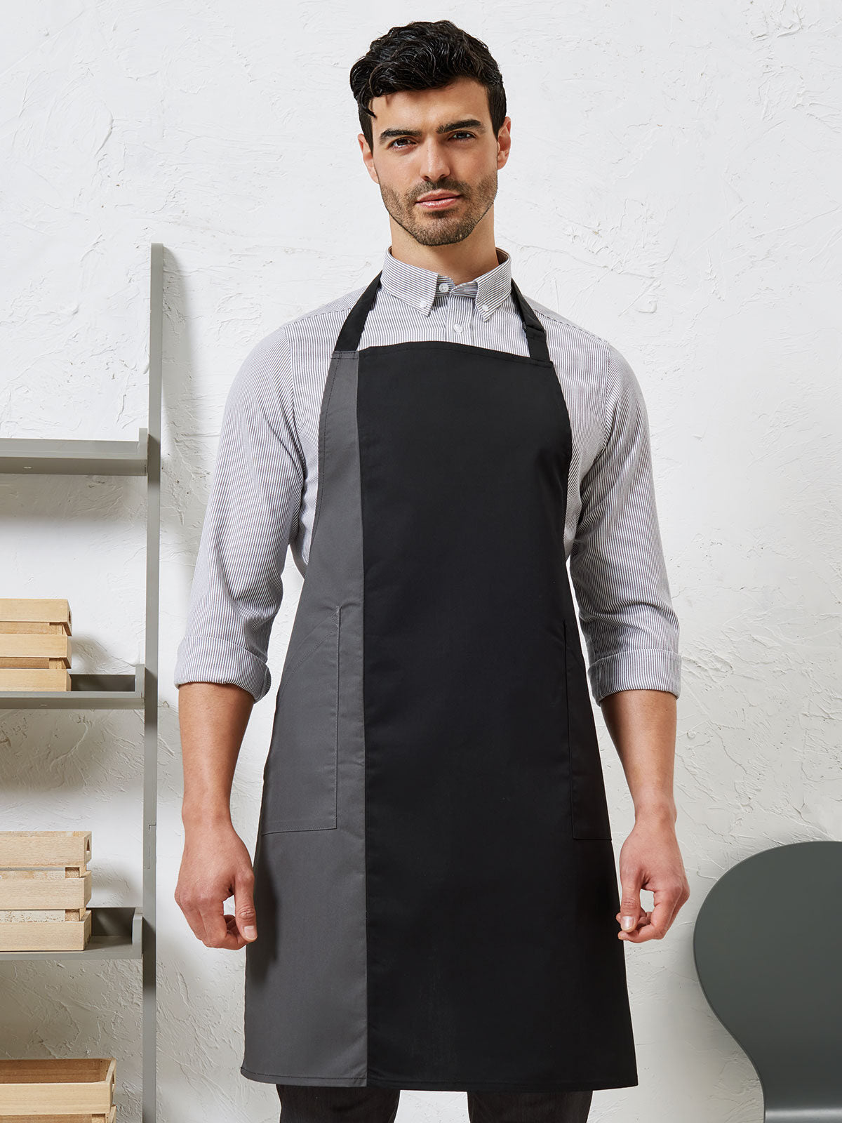 Contrast Bib Apron
